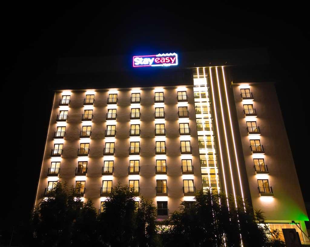 Stay Easy Plus Hotel Аддис-Абеба Экстерьер фото